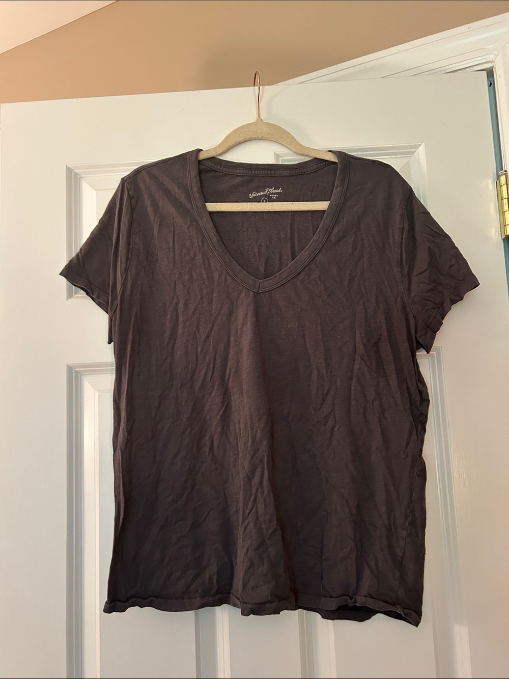 Universal Thread (XL) dark grey 100% cotton t-shirt
